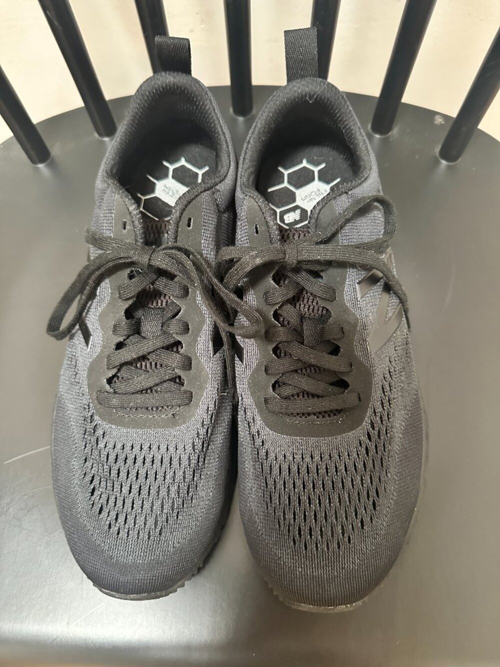 New Balance Fresh Foam Arishi Black Running Sneakers, Size US M 7 / W 8.5